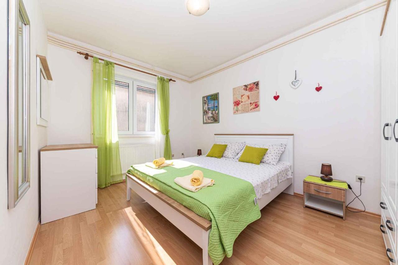Apartment In Trogir 7406 מראה חיצוני תמונה